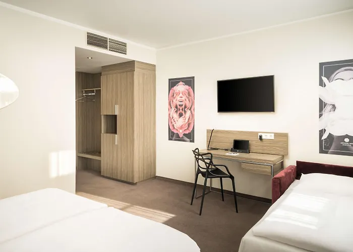 Hotel Elaya West, Trademark By Wyndham Wenen