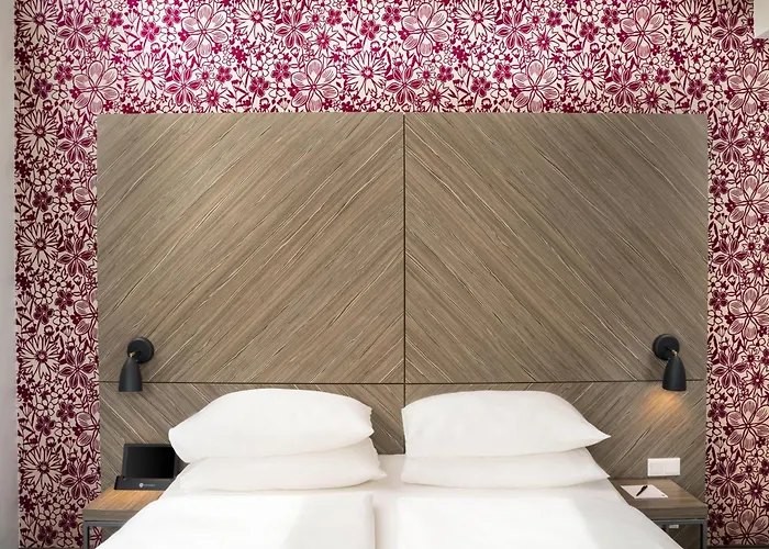 Elaya West, Trademark By Wyndham