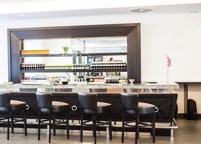 Elaya West, Trademark By Wyndham 4*