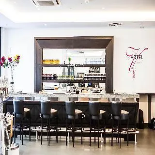 Elaya West, Trademark By Wyndham Hotel 4*